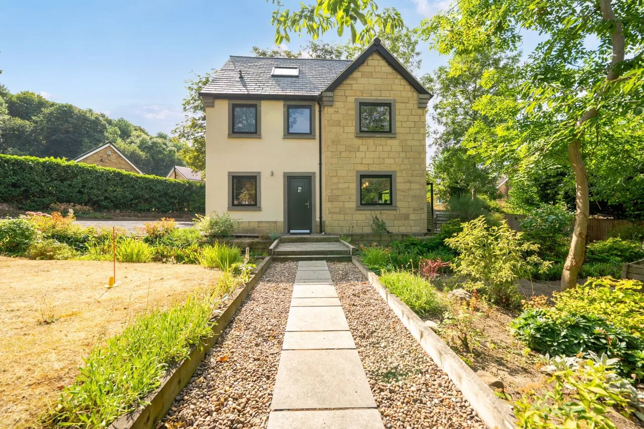 4 bed house for sale, House In The Woods Pool Bank New Road, Pool In Wharfedale, LS21