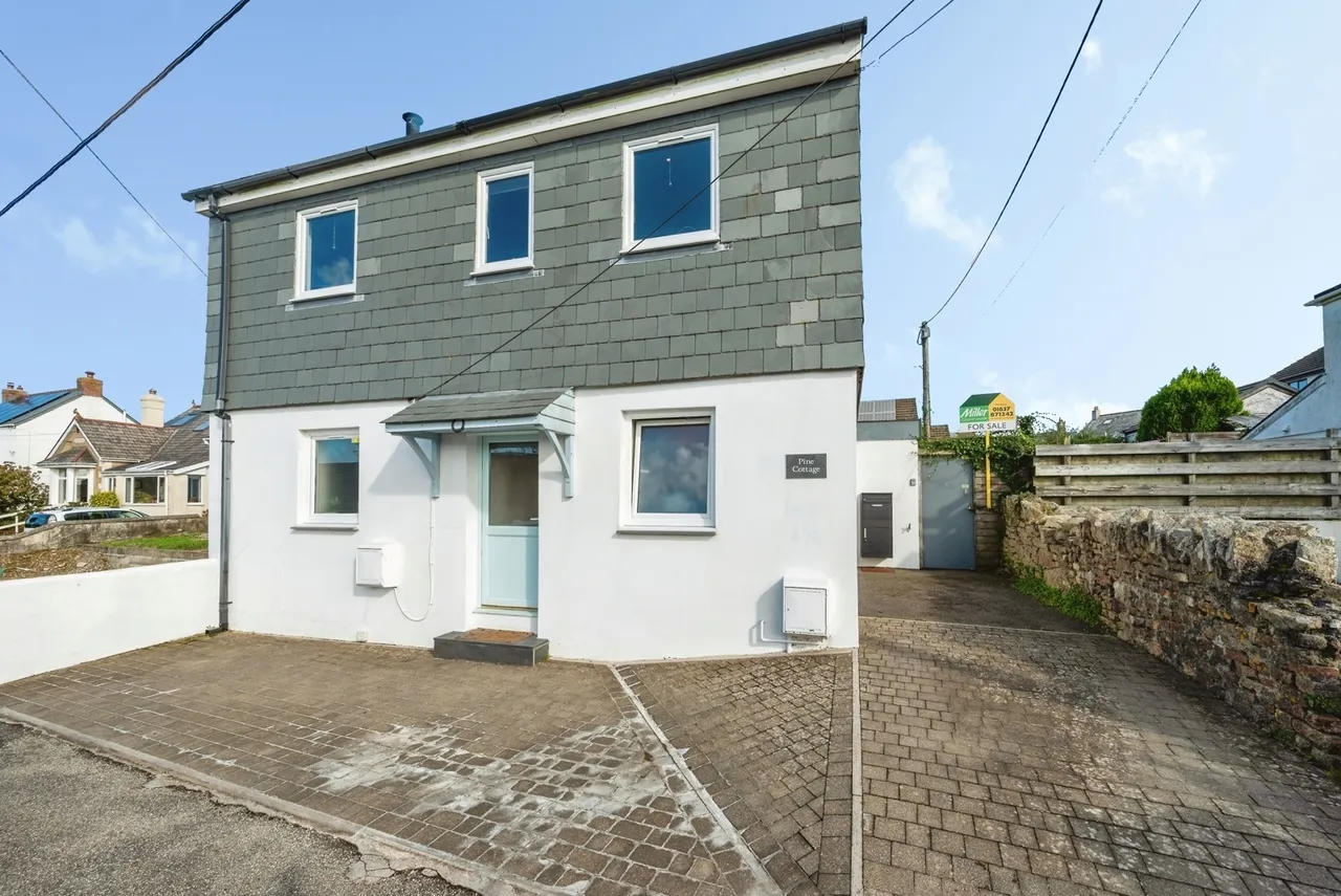 3 bed house for sale, Newquay Road, St. Columb, TR9