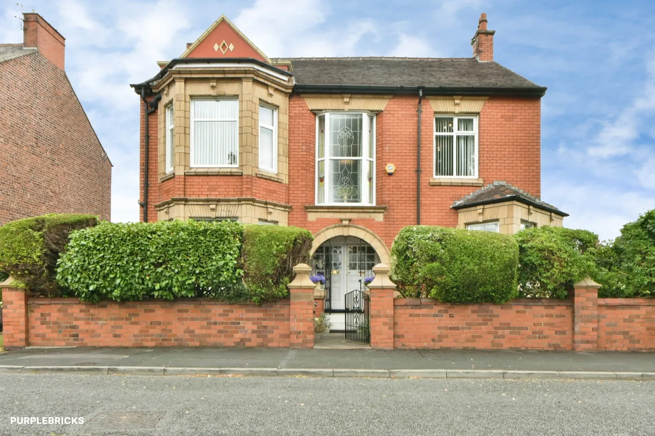 4 bed house for sale, Kershaw Road, Manchester, M35