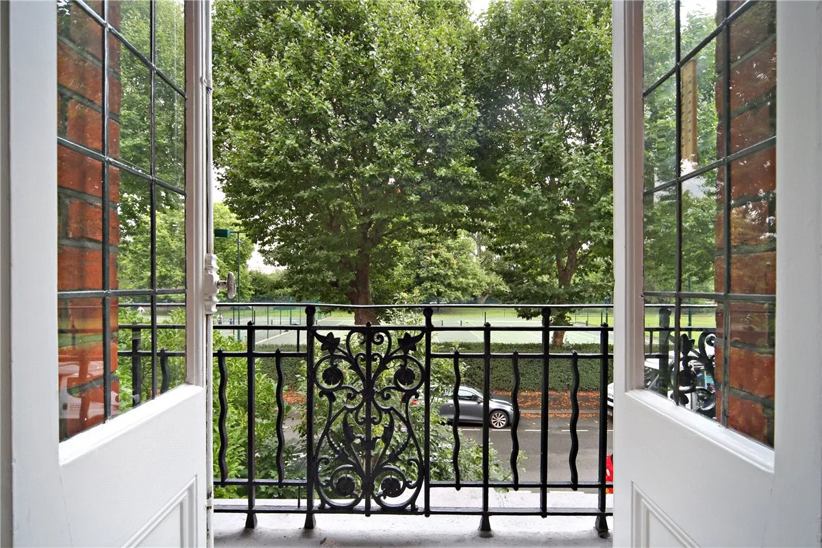 Bishops Park Road, London, SW6, photo 4
