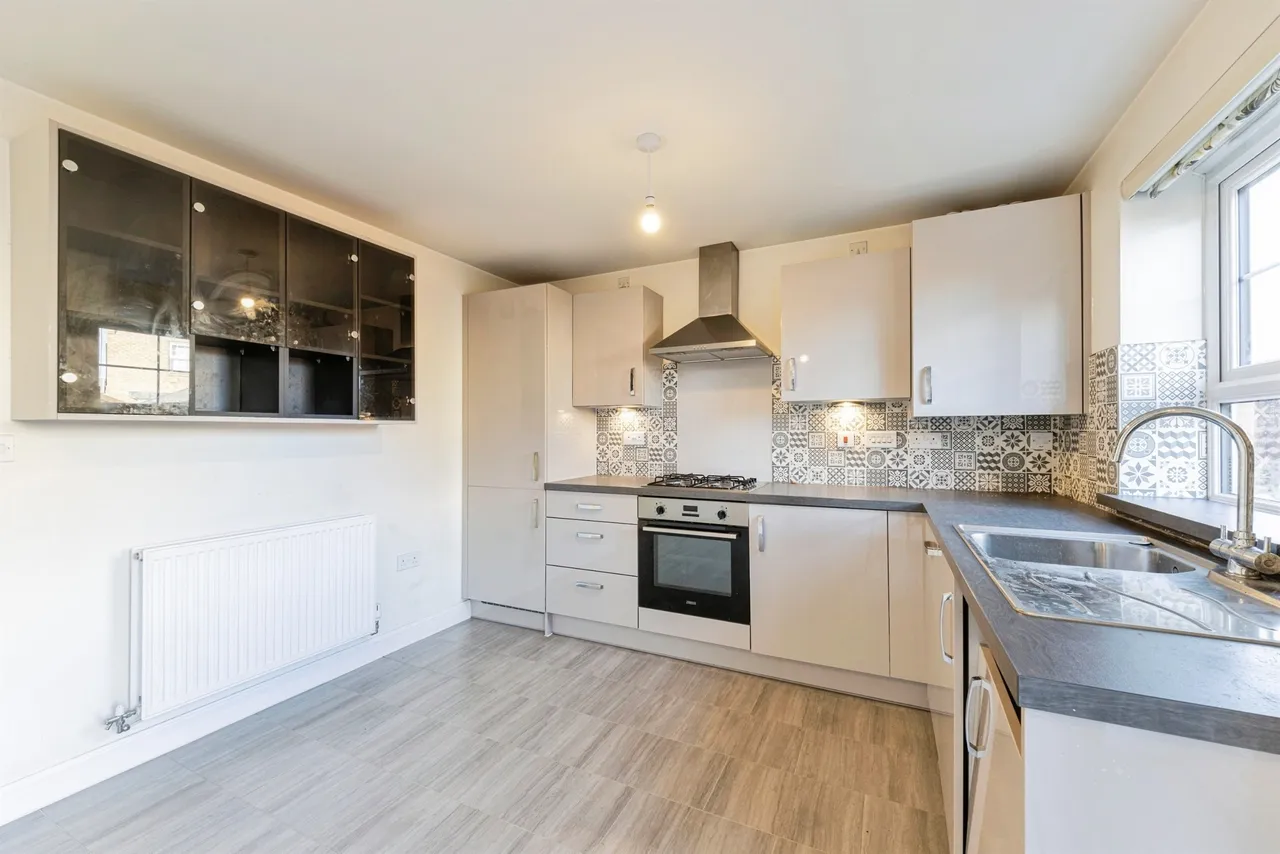 Havelock Avenue, Brooklands, MK10, photo 2