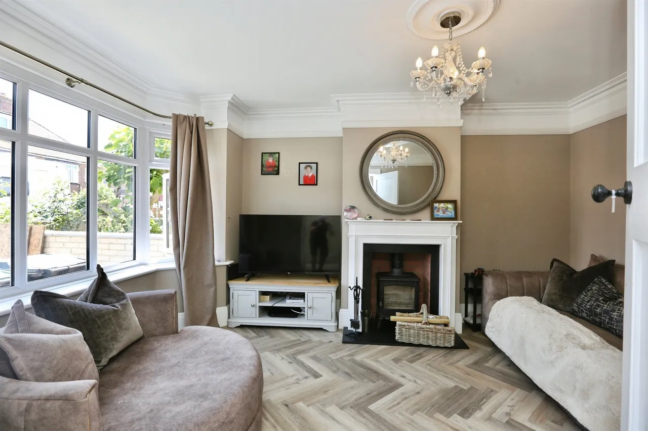 Bury Crescent, Gosport, photo 3