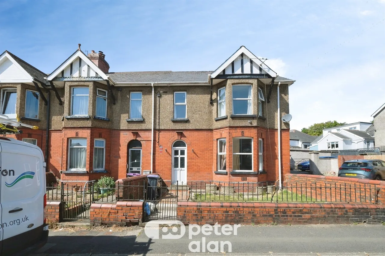 St. Matthews Road, Pontypool, NP4, photo 22