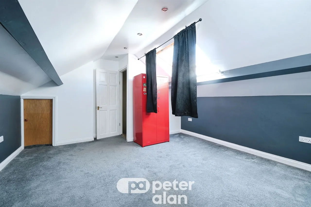 St. Matthews Road, Pontypool, NP4, photo 18