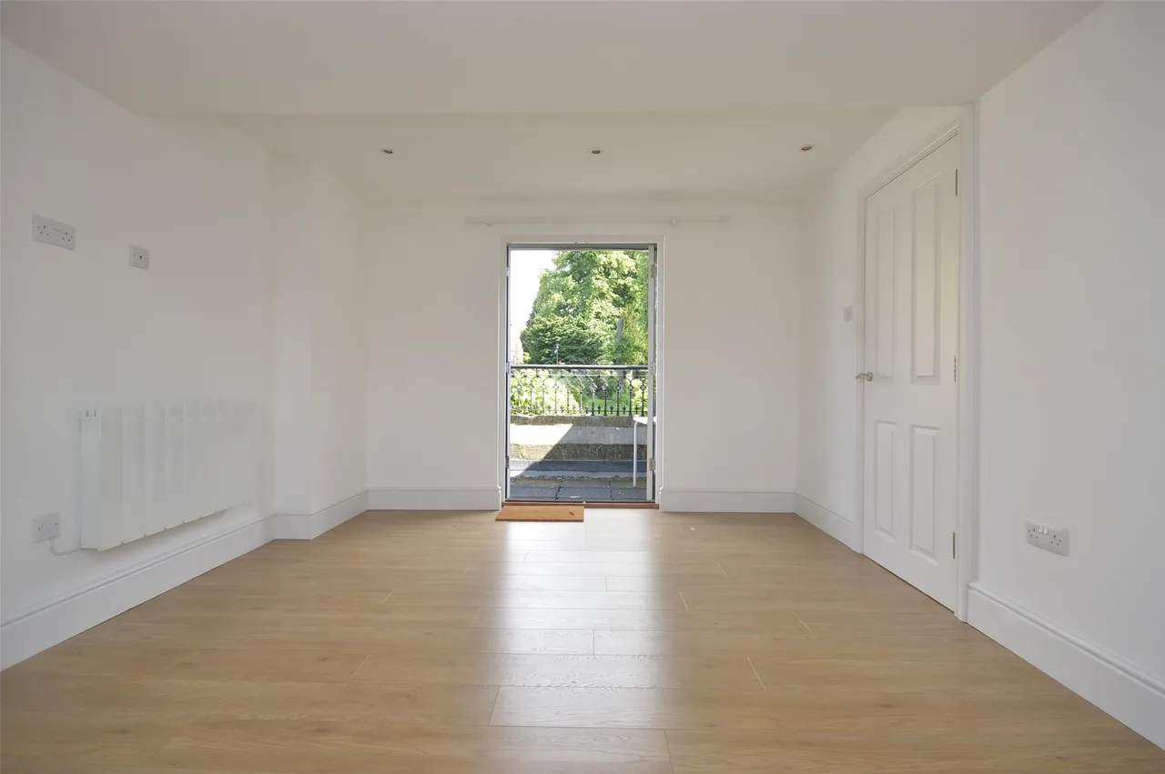 Lansdown, Stroud, GL5 1BB, photo 2