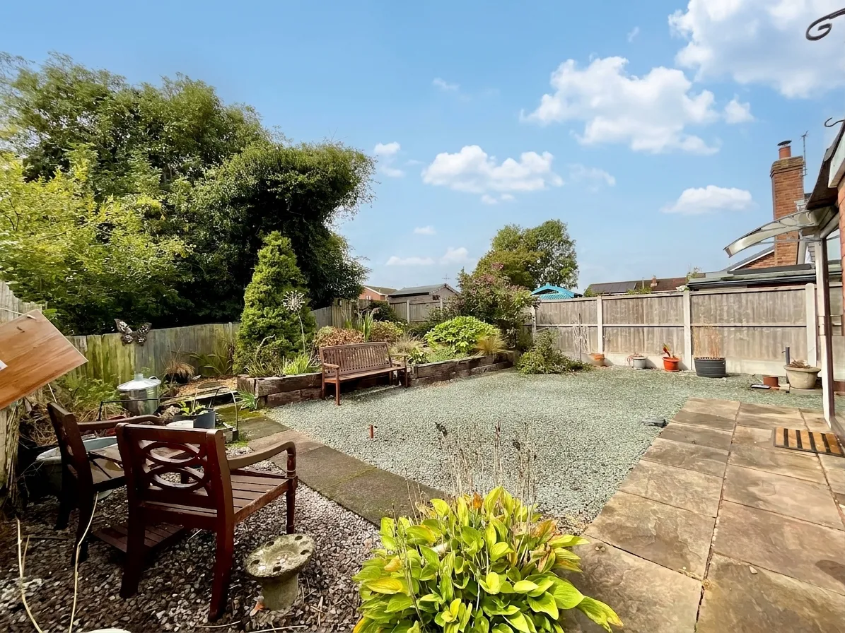 Stuart Close North, Stone, ST15, photo 19