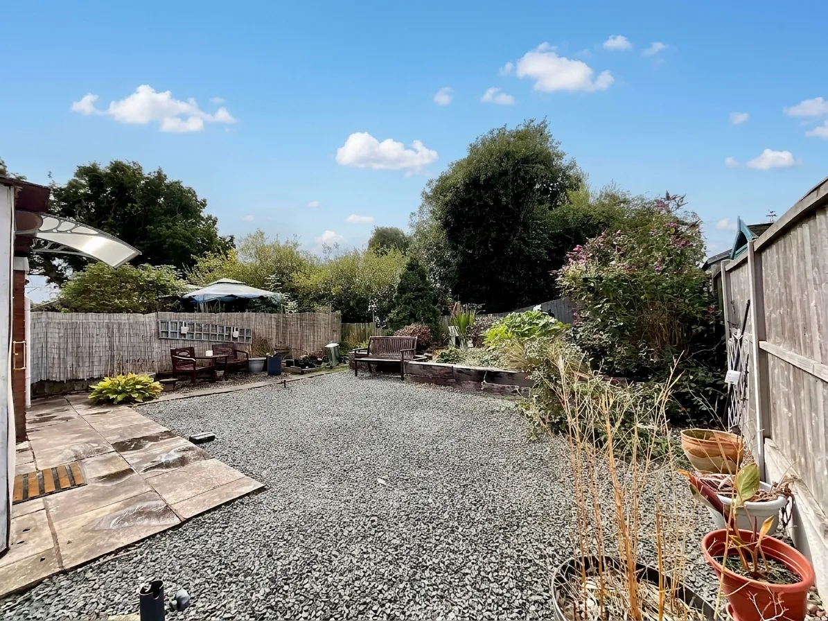 Stuart Close North, Stone, ST15, photo 16