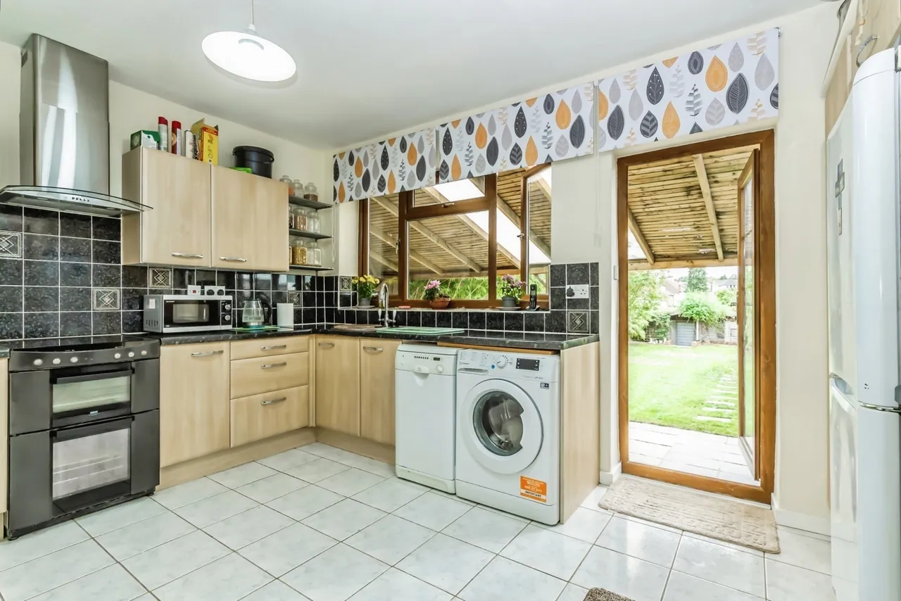 Banstead Road, Caterham, CR3, photo 14