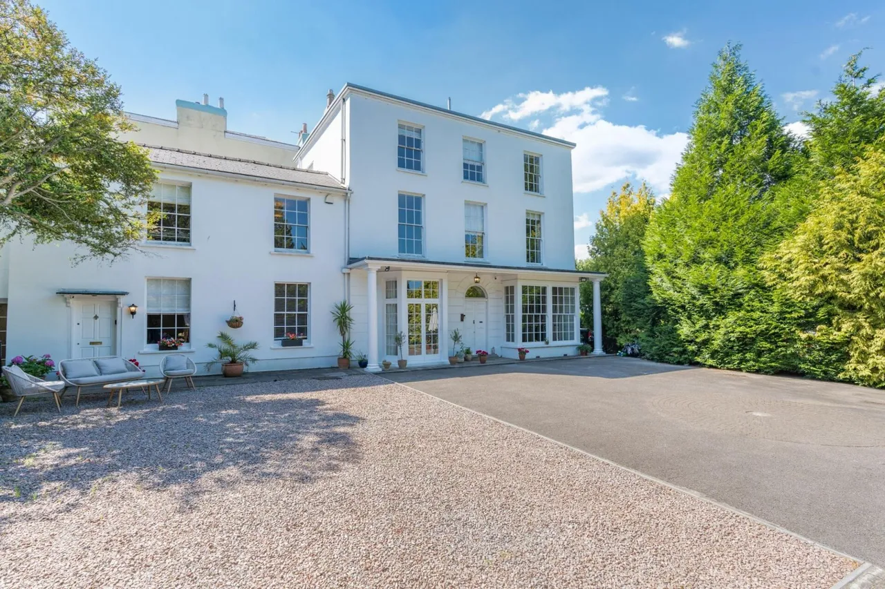 6 bed house for sale, Hardwick Hill, Chepstow, NP16