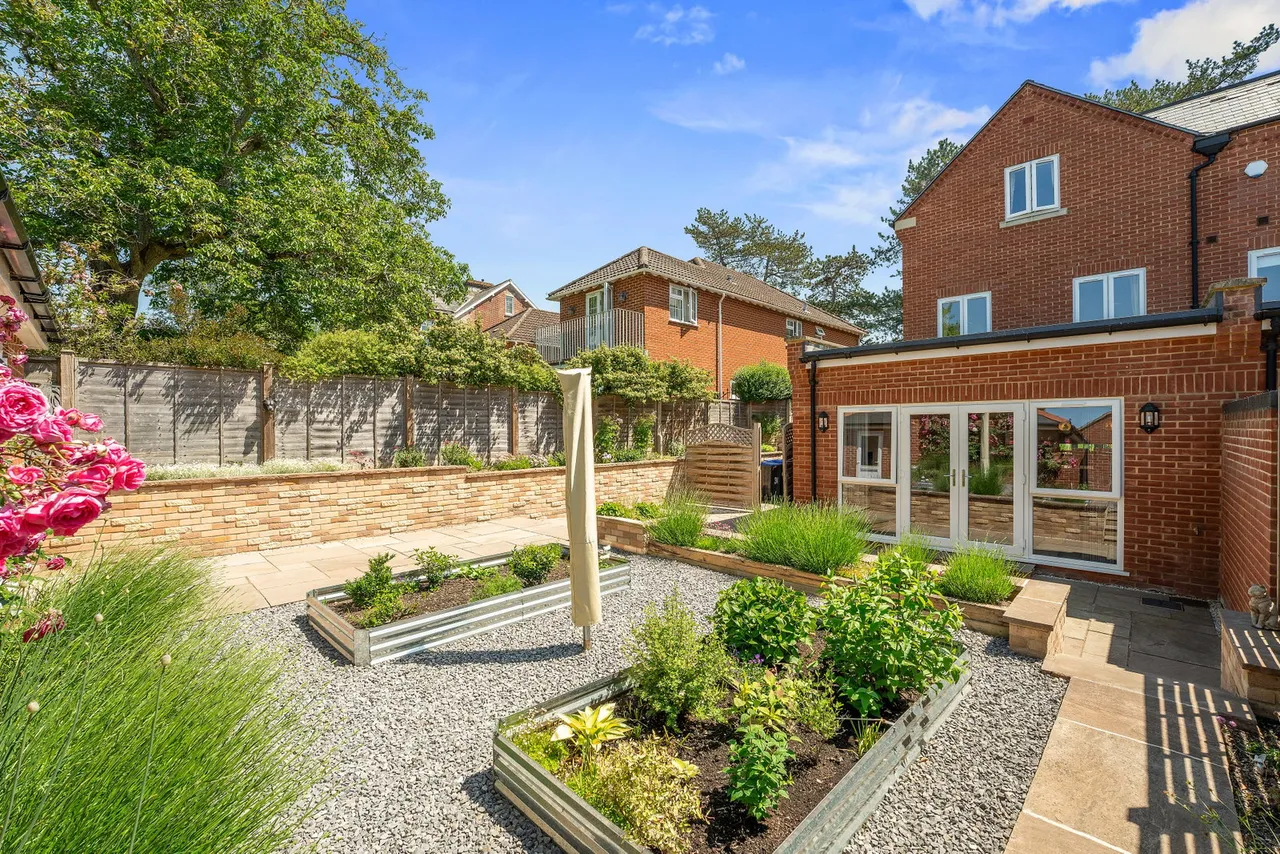 Park Lane, Salisbury, SP1, photo 22