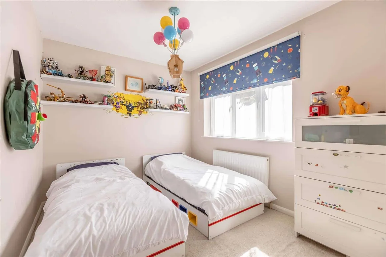 Poolmans Road, Windsor, SL4 4PB, photo 11