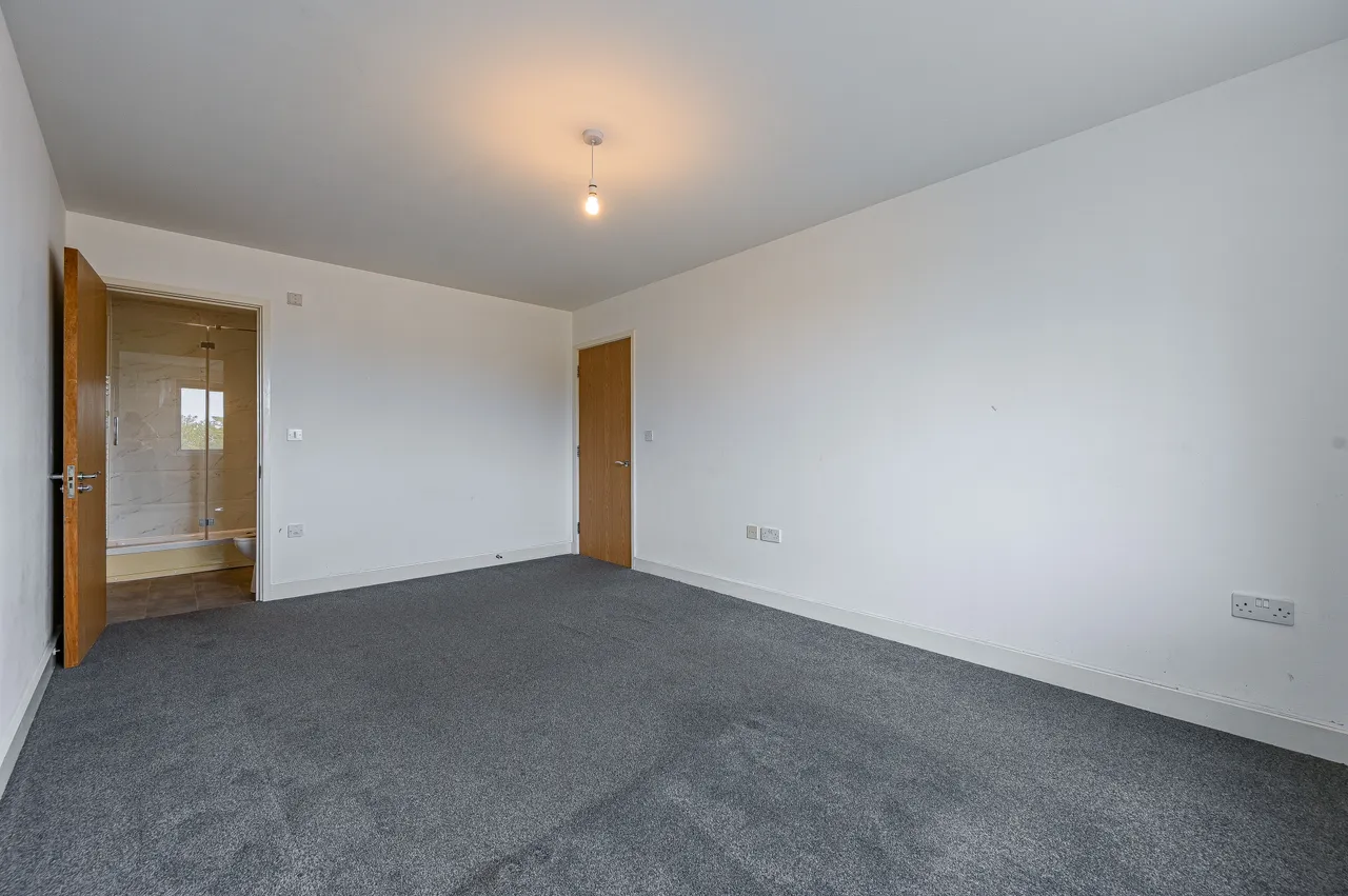 London, SE28, photo 11