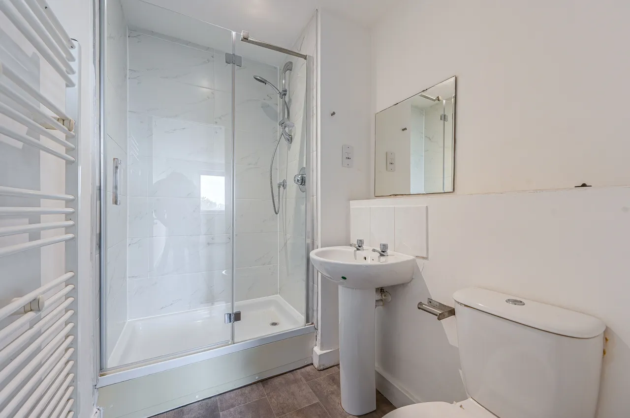 London, SE28, photo 12