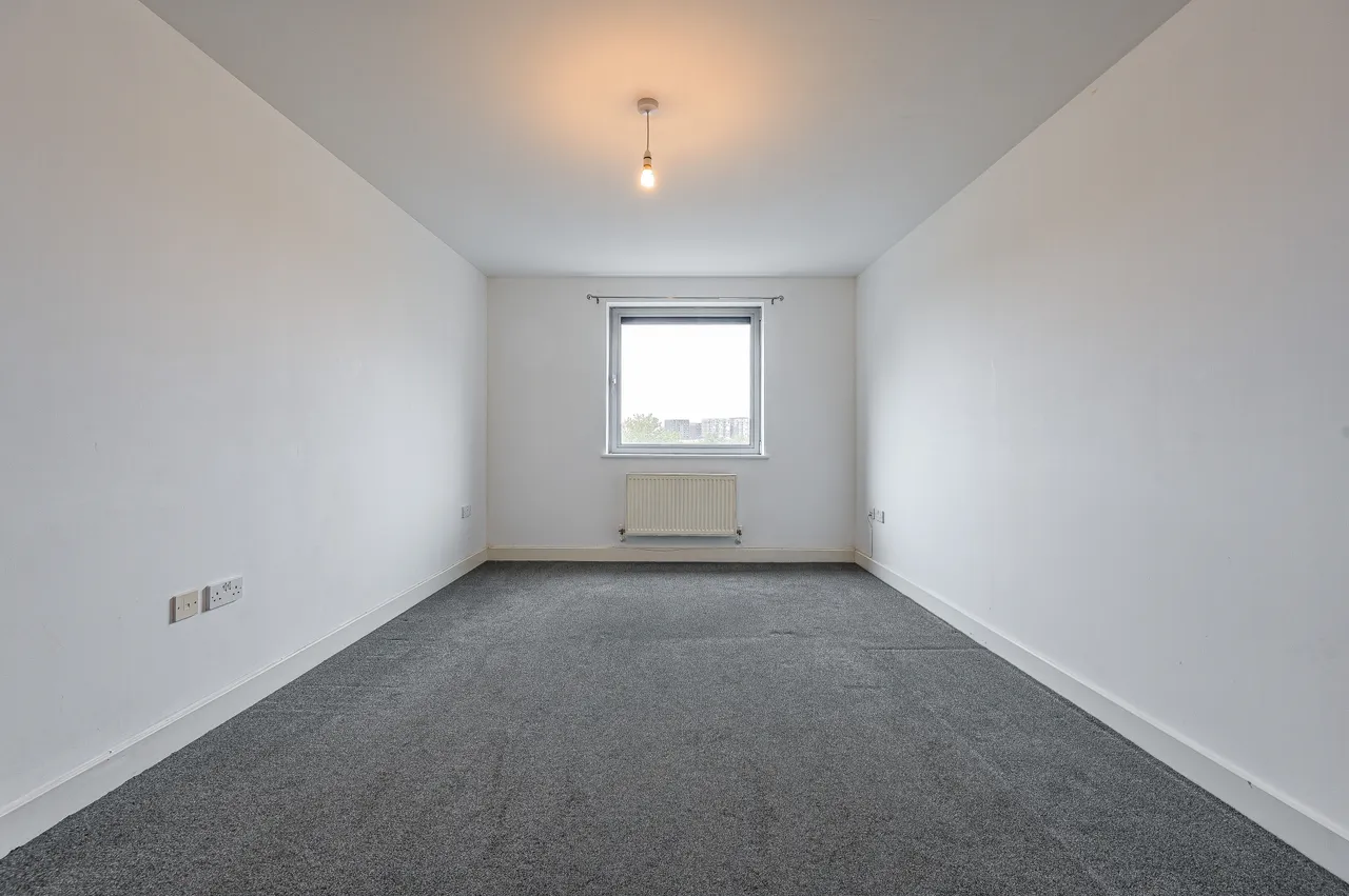 London, SE28, photo 9