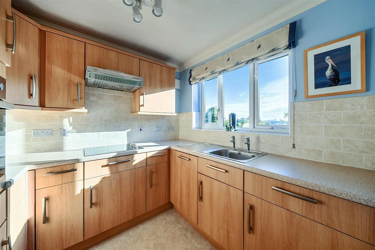 Poole Road, Bournemouth, BH2, photo 8