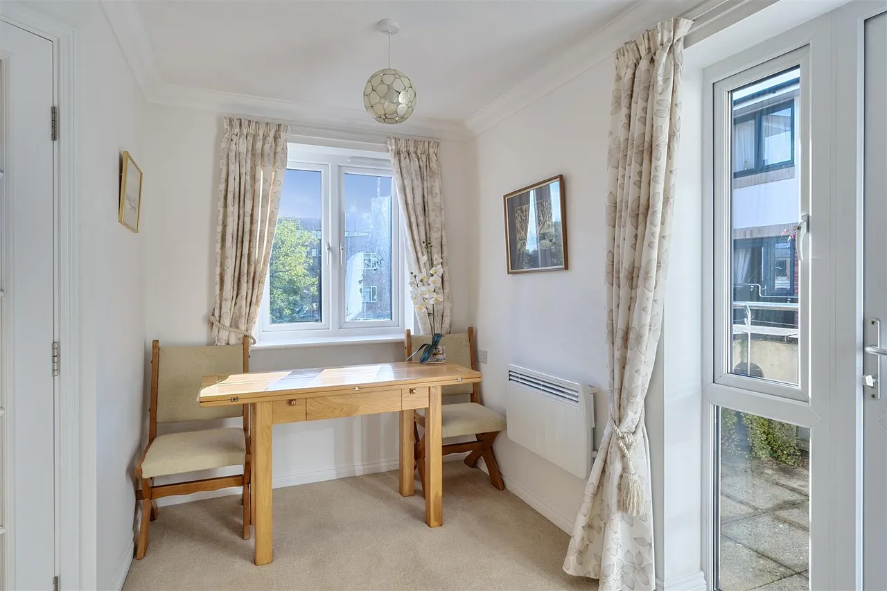Poole Road, Bournemouth, BH2, photo 5