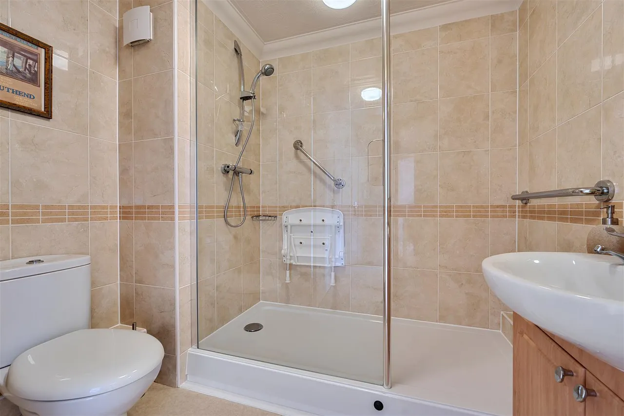 Poole Road, Bournemouth, BH2, photo 11