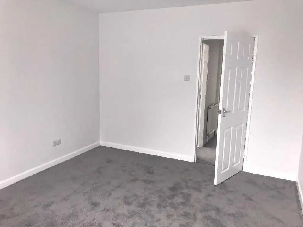 Elmfield Way, Sanderstead, photo 5