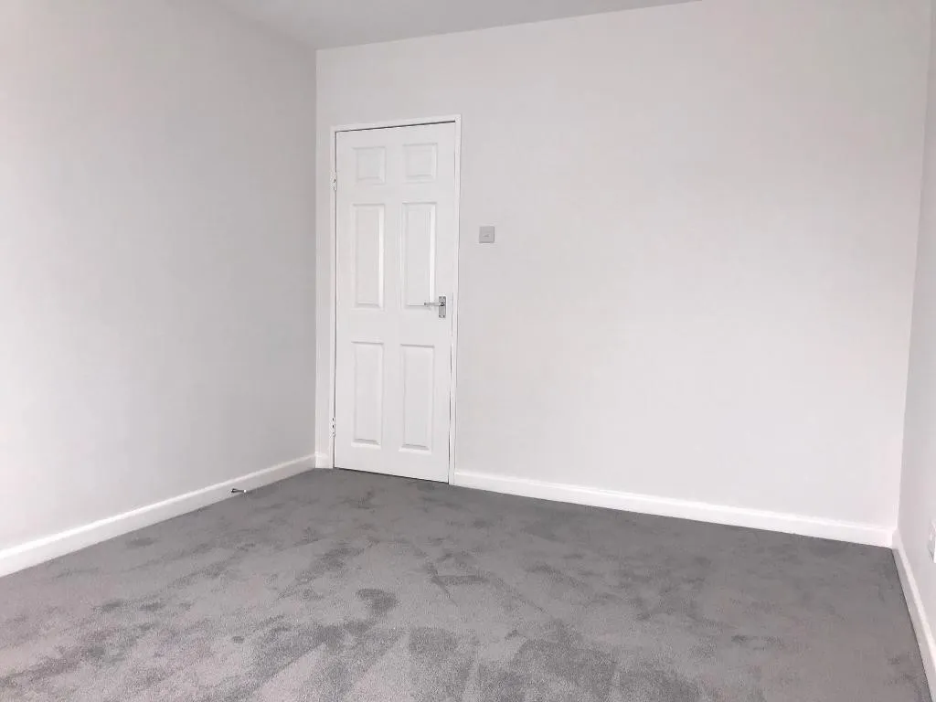Elmfield Way, Sanderstead, photo 4