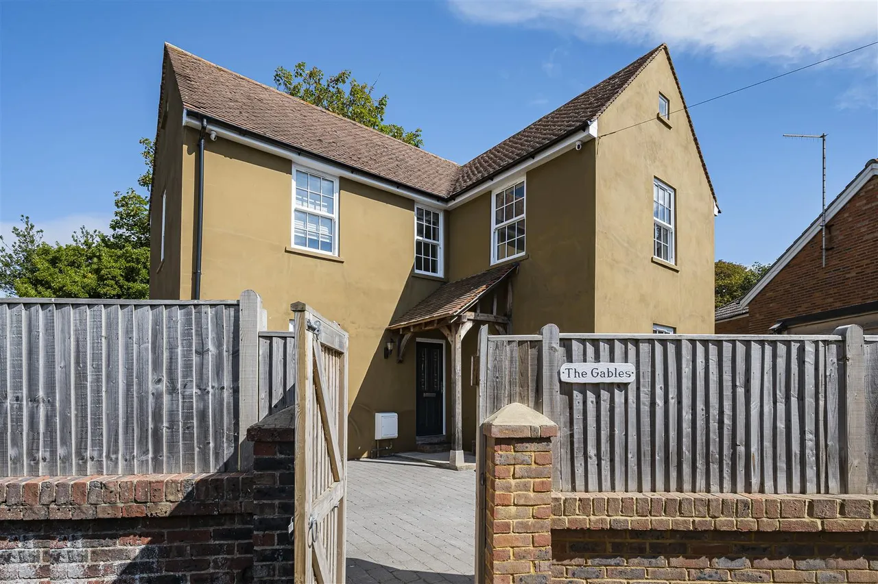 Bramber Lane, Seaford, photo 30