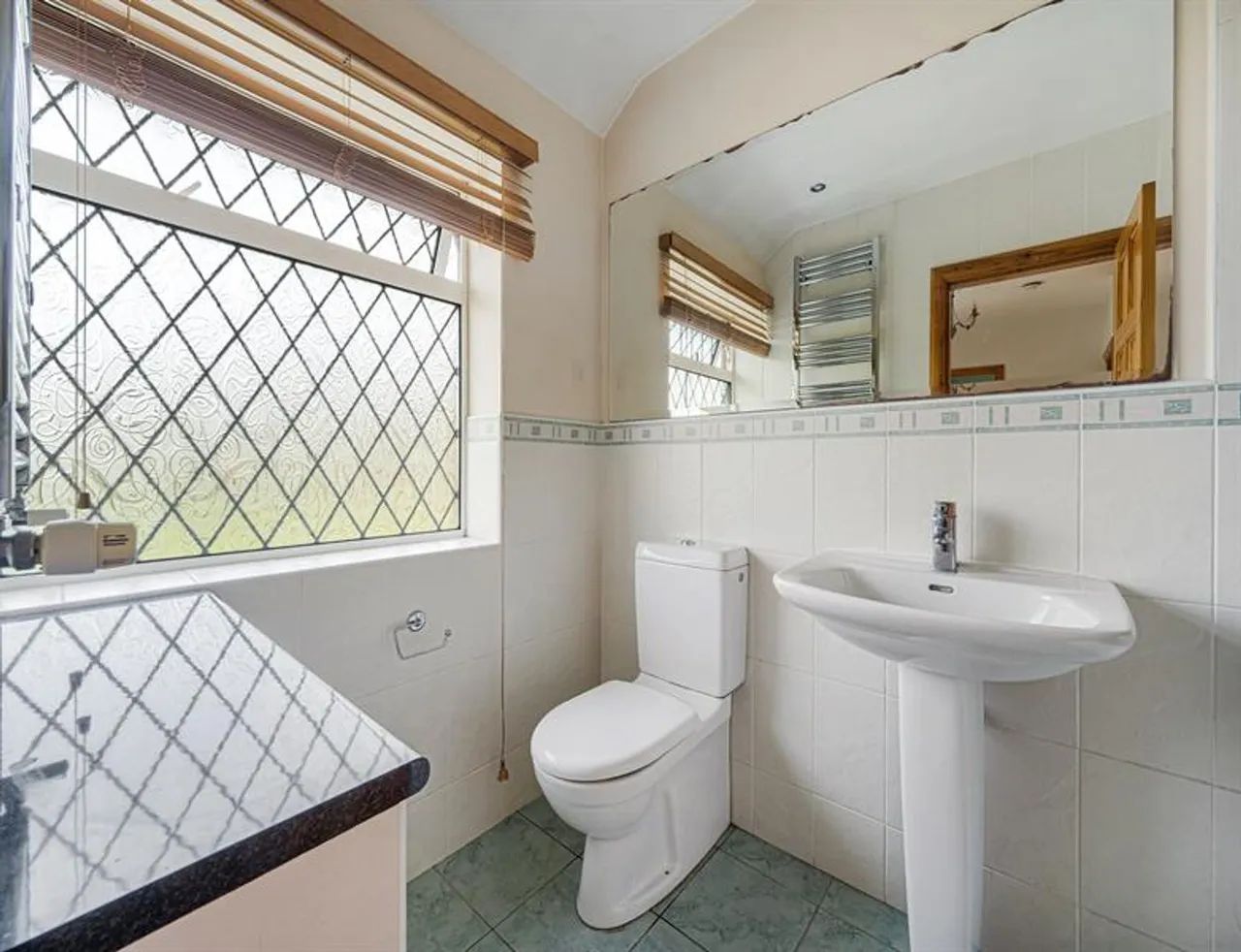Warford Crescent, Alderley Edge, photo 13