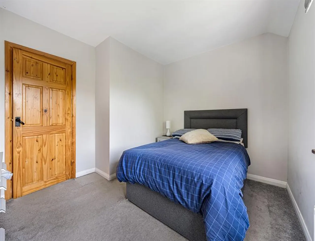 Warford Crescent, Alderley Edge, photo 10