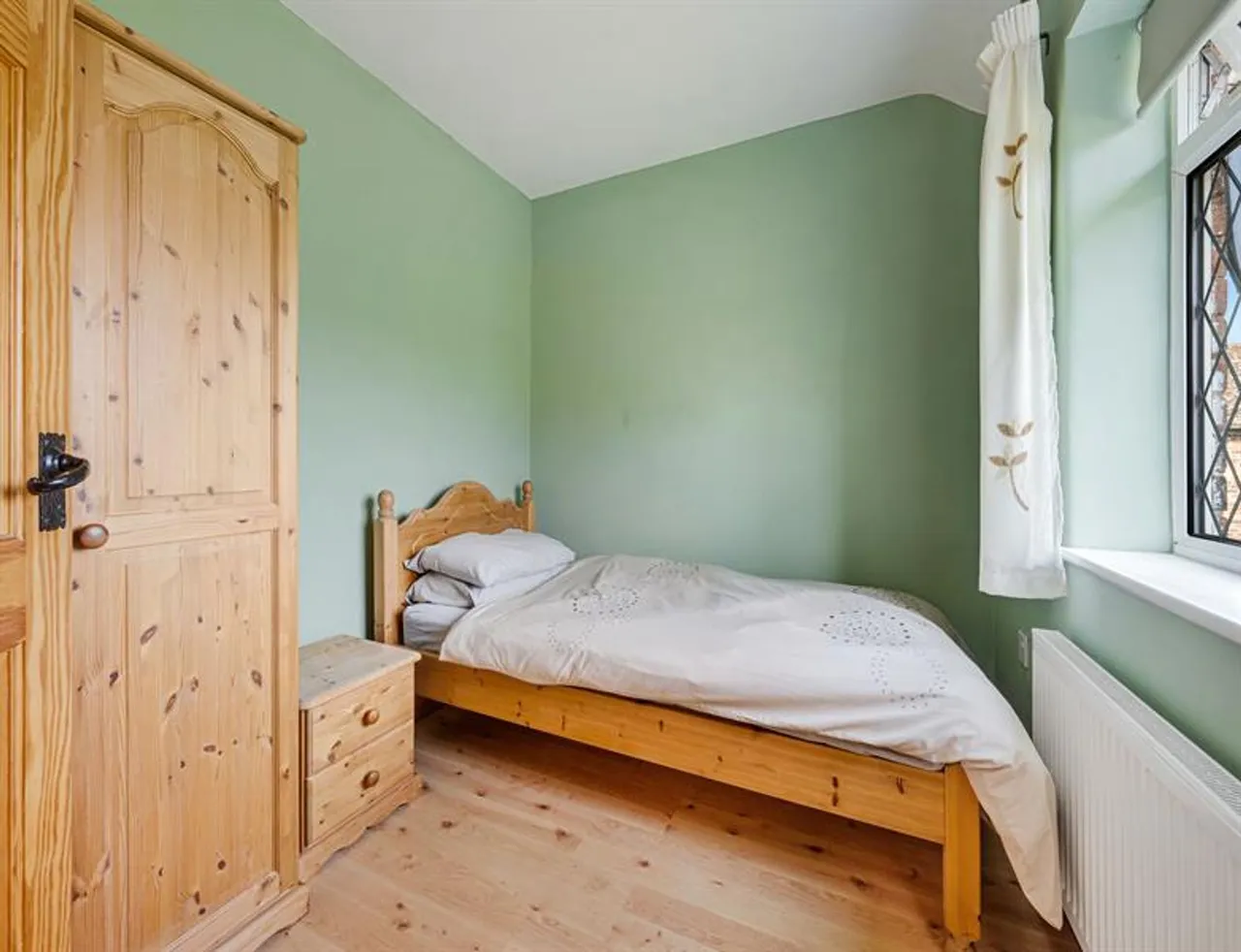 Warford Crescent, Alderley Edge, photo 12