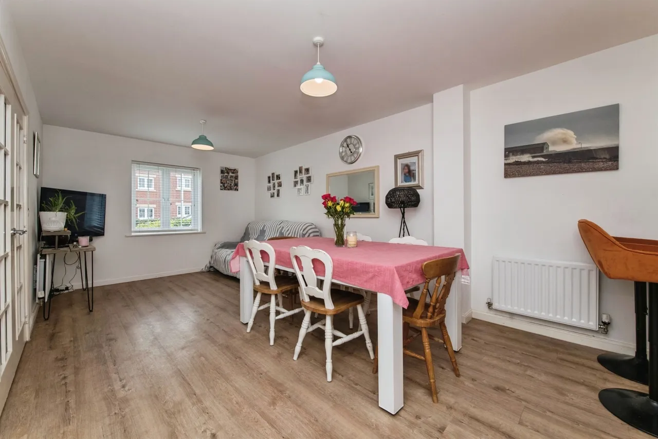 Cloakham Drive, Axminster, EX13, photo 6