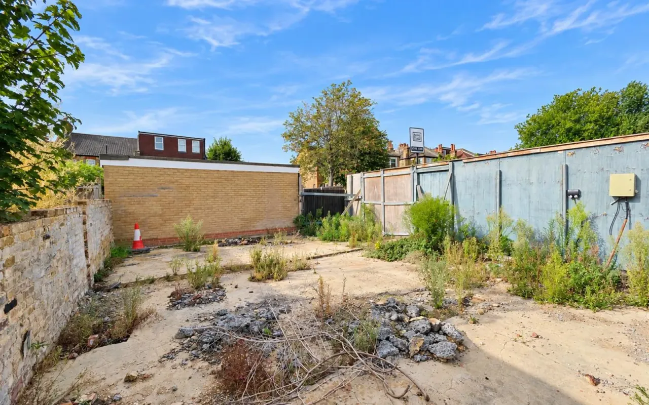 Lightcliffe Road, Palmers Green, N13, photo 4