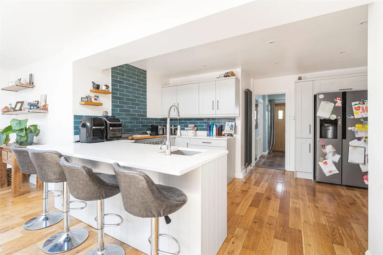 Haverhill Road, Castle Camps, CB21, photo 6