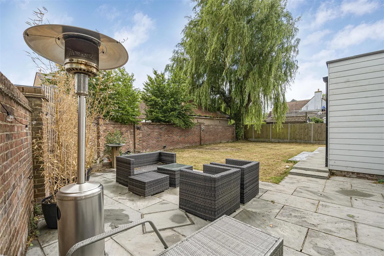 Haverhill Road, Castle Camps, CB21, photo 23