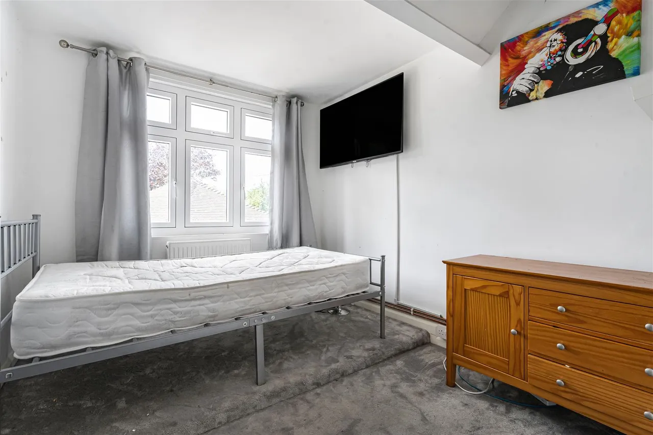 Haverhill Road, Castle Camps, CB21, photo 16