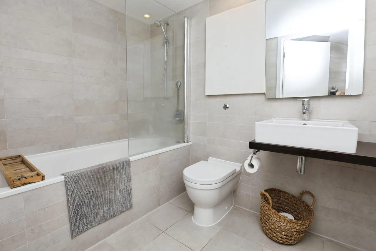 Brook Street, Liverpool, L3, photo 16