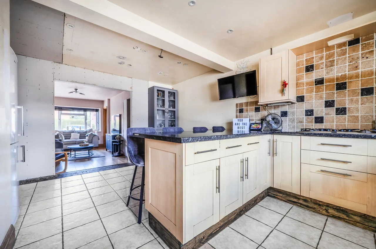 Willow Road, Godalming, GU7, photo 7