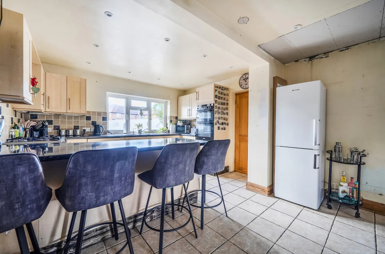 Willow Road, Godalming, GU7, photo 6