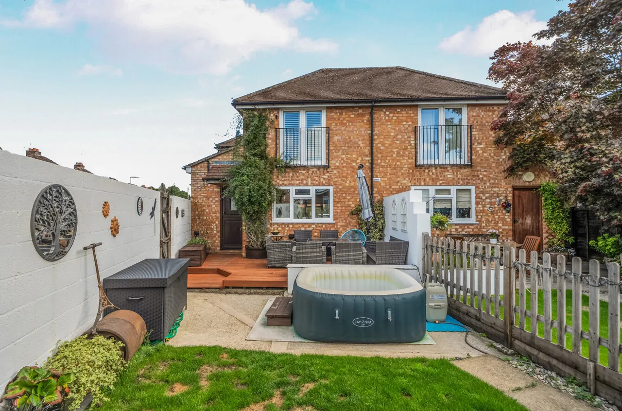 Willow Road, Godalming, GU7, photo 18