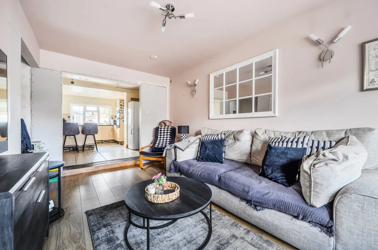 Willow Road, Godalming, GU7, photo 5