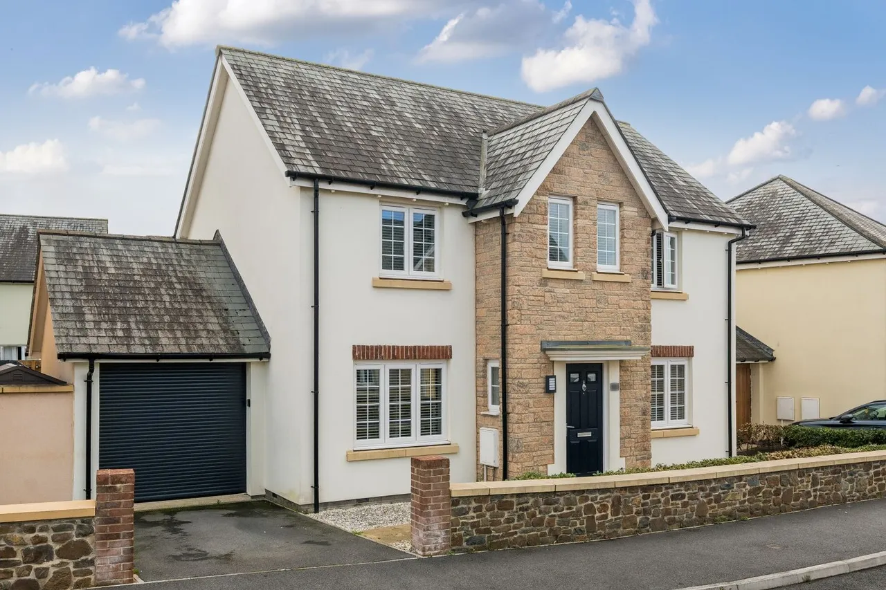 4 bed house for sale, Barracks Road, Fremington, EX31