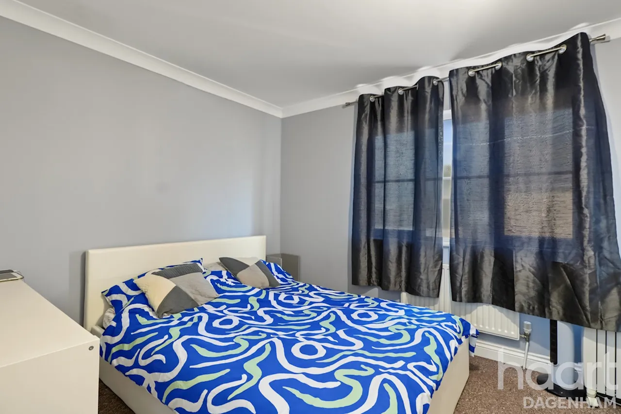 Galleons Drive, Barking, IG11, photo 12