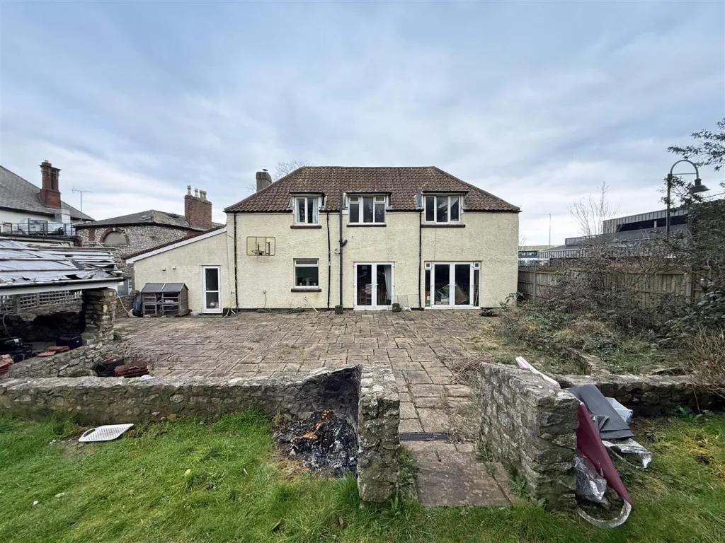 Little Orchard, Cribbs Causeway, Almondsbury, Bristol, BS10 7TL, photo 15