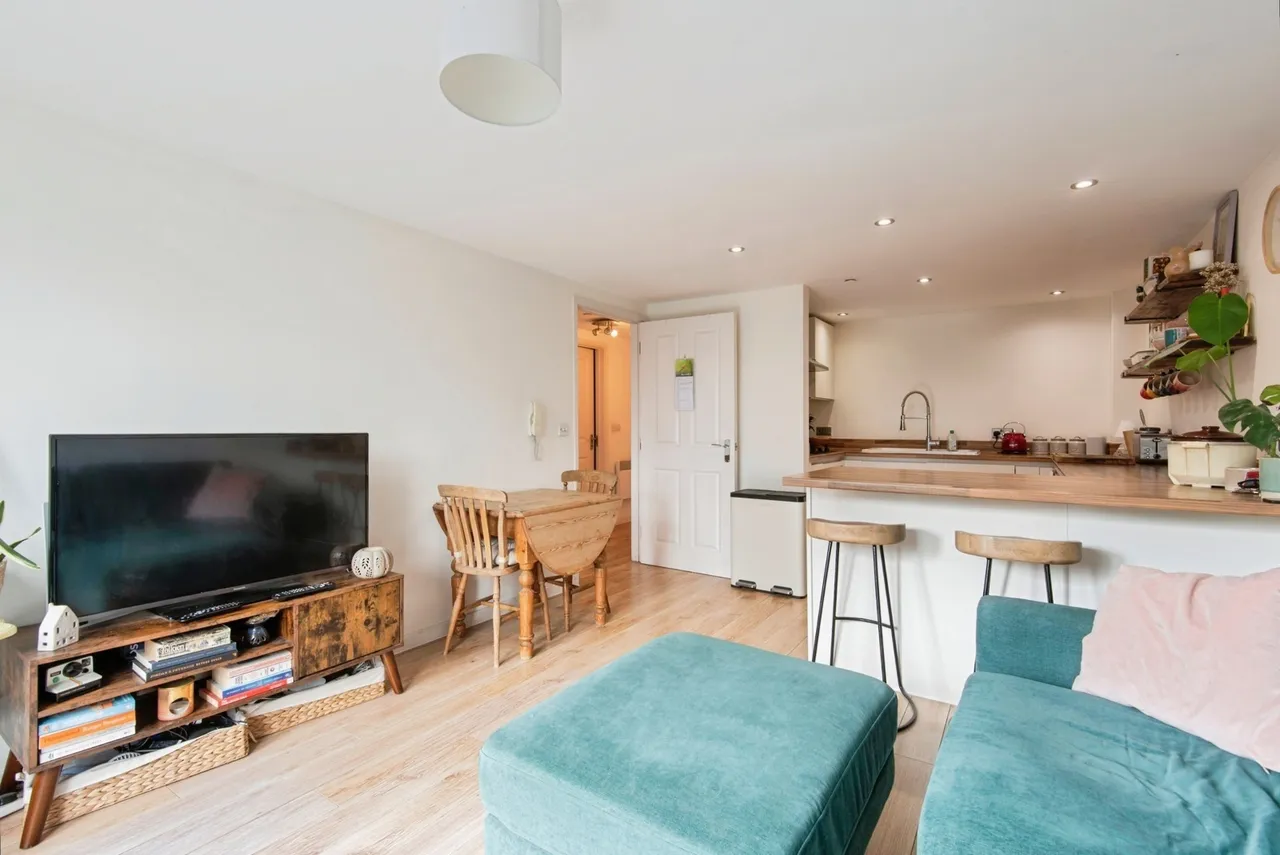 Grove Road, Hitchin, Hertfordshire, SG4, photo 4