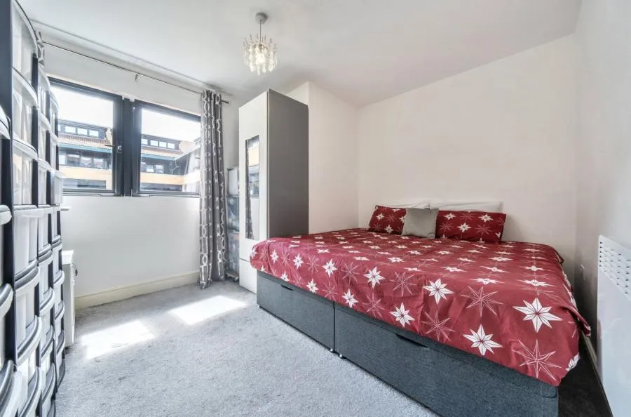 Whitchurch Lane, Bristol, BS14, photo 5