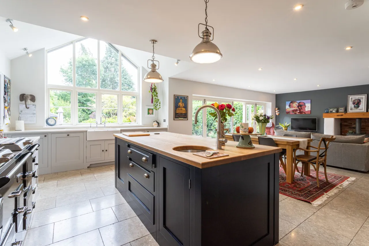 Connaught Road, Fleet, GU51 3RA, photo 3