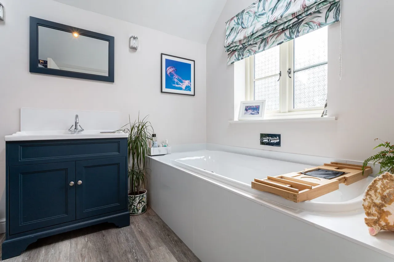 Connaught Road, Fleet, GU51 3RA, photo 15