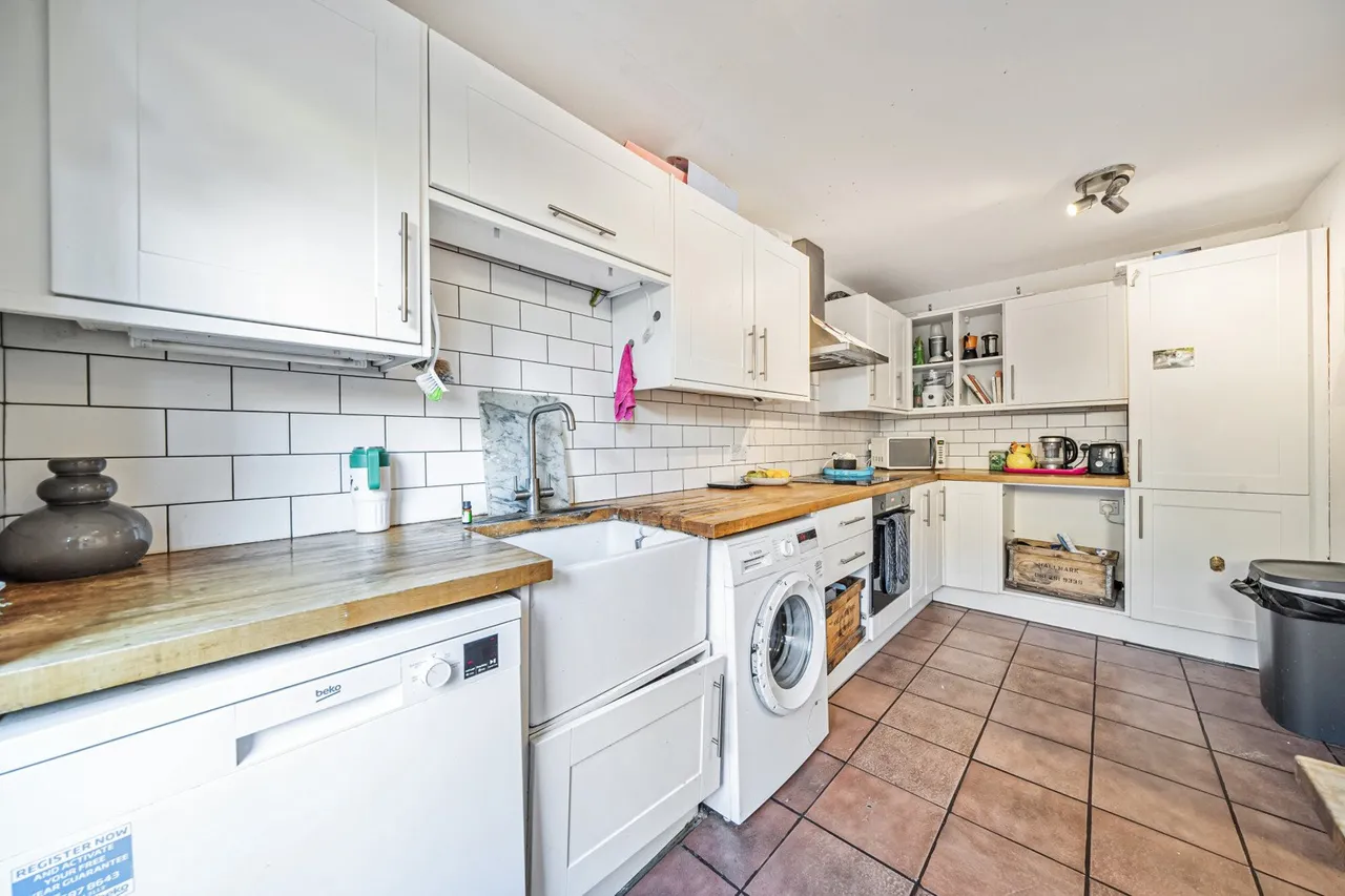 Dutton Street, SE10, photo 2