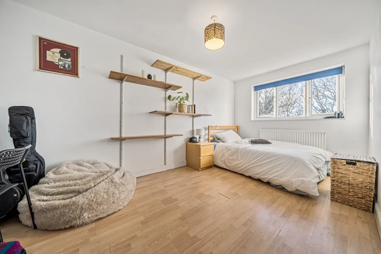 Dutton Street, SE10, photo 6