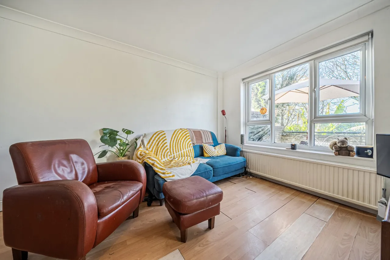 Dutton Street, SE10, photo 13