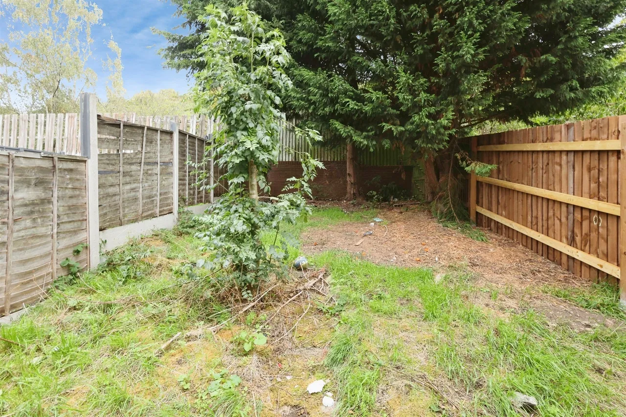 Dean Close, Stourbridge, DY8, photo 15