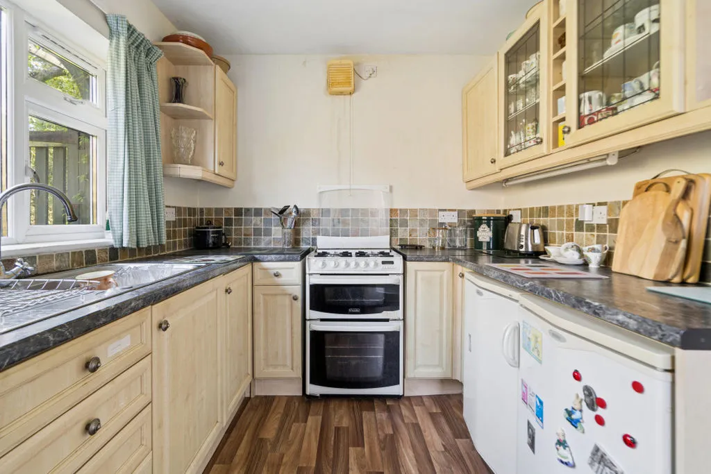 Chalklands, Bourne End SL8 5TJ, photo 8
