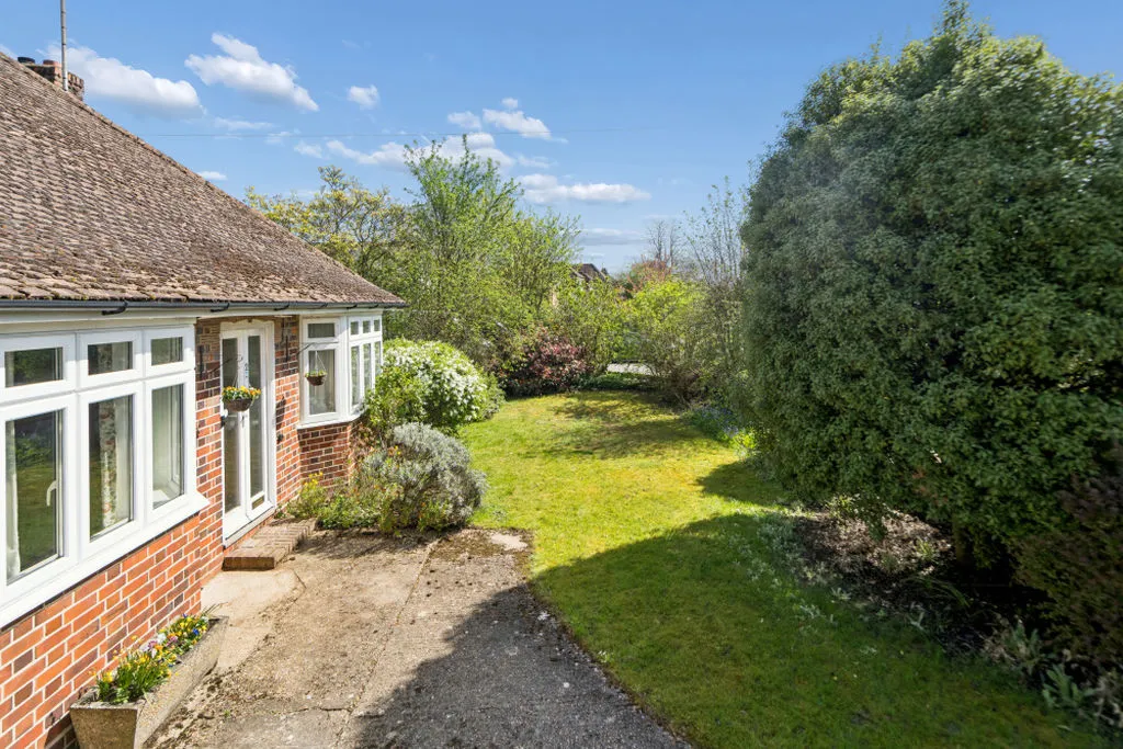 Chalklands, Bourne End SL8 5TJ, photo 16